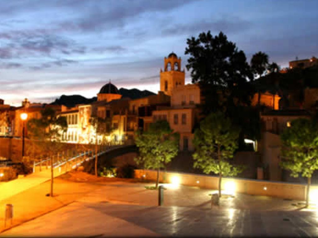 Hostal Rey Teodomiro Orihuela Buitenkant foto
