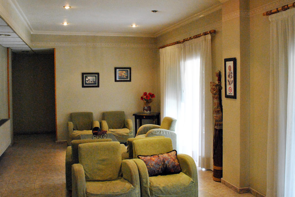 Hostal Rey Teodomiro Orihuela Buitenkant foto